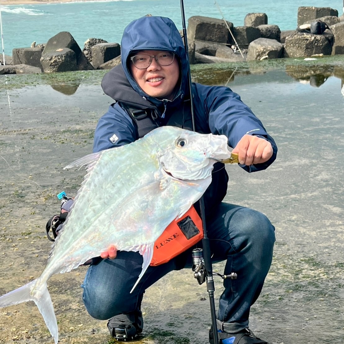 Long Time No See: A 2.7 kg Fish on Micro Jig